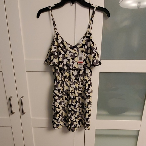 Bar III Tops - Cute romper